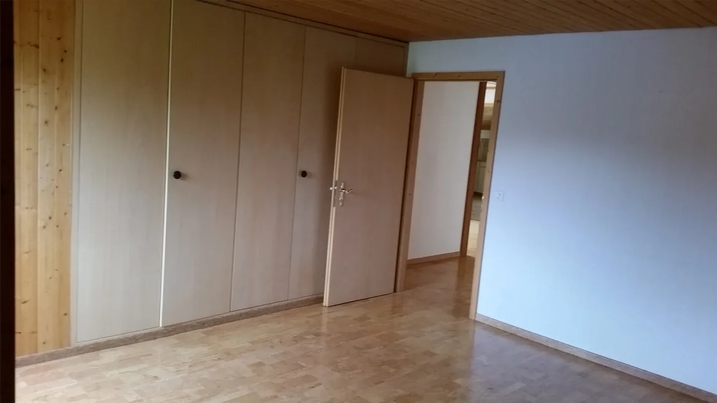 Spacious 4 1/2-room apartment in the green - Photo 11 of 19