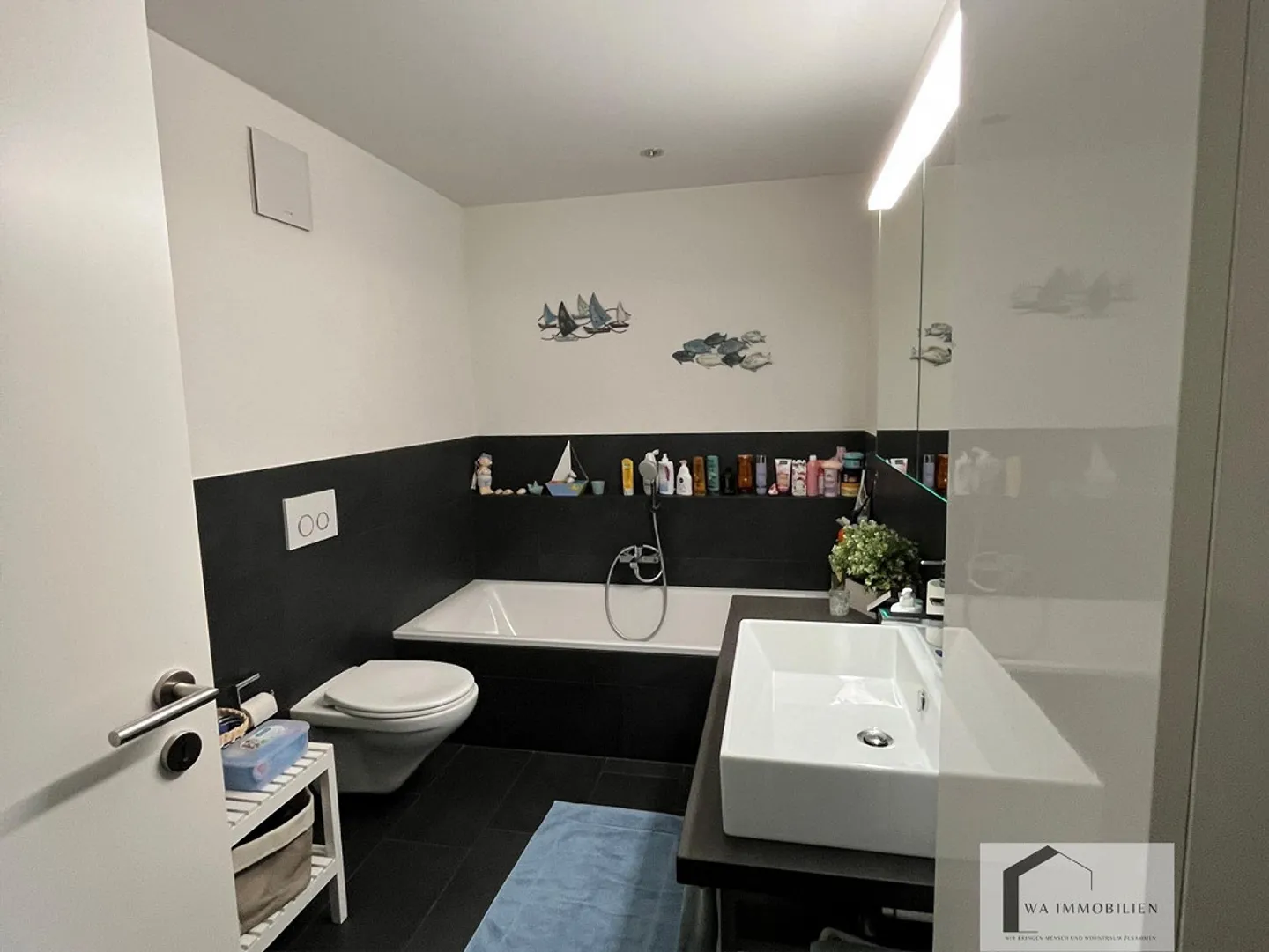 Appartamento moderno con grande giardino incluso hobby room e 2 EHP - Foto 9 di 13