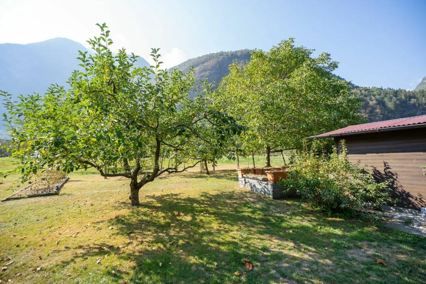 Wir verkaufen eine Villa in Cevio, die in der Ruhe liegt - Foto 3 von 20
