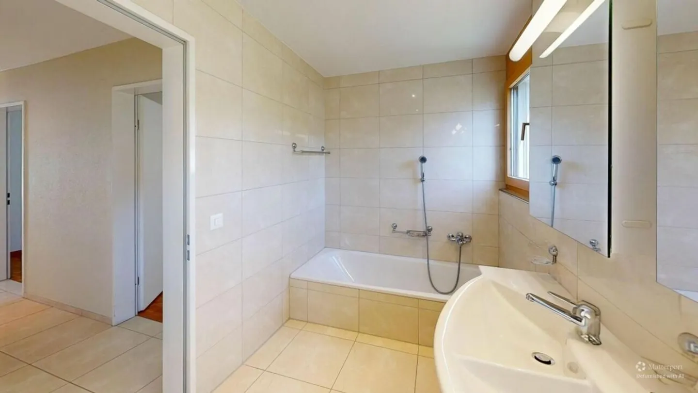 Stilvolles Duplex mit Dachterrasse - Foto 17 von 19