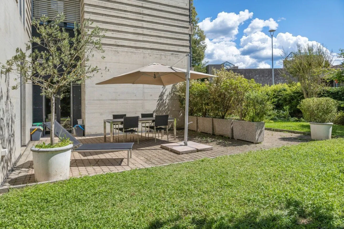 APPARTAMENTO GIARDINO MODERNO - BEN RISTRUTTURATO - Foto 6 di 8
