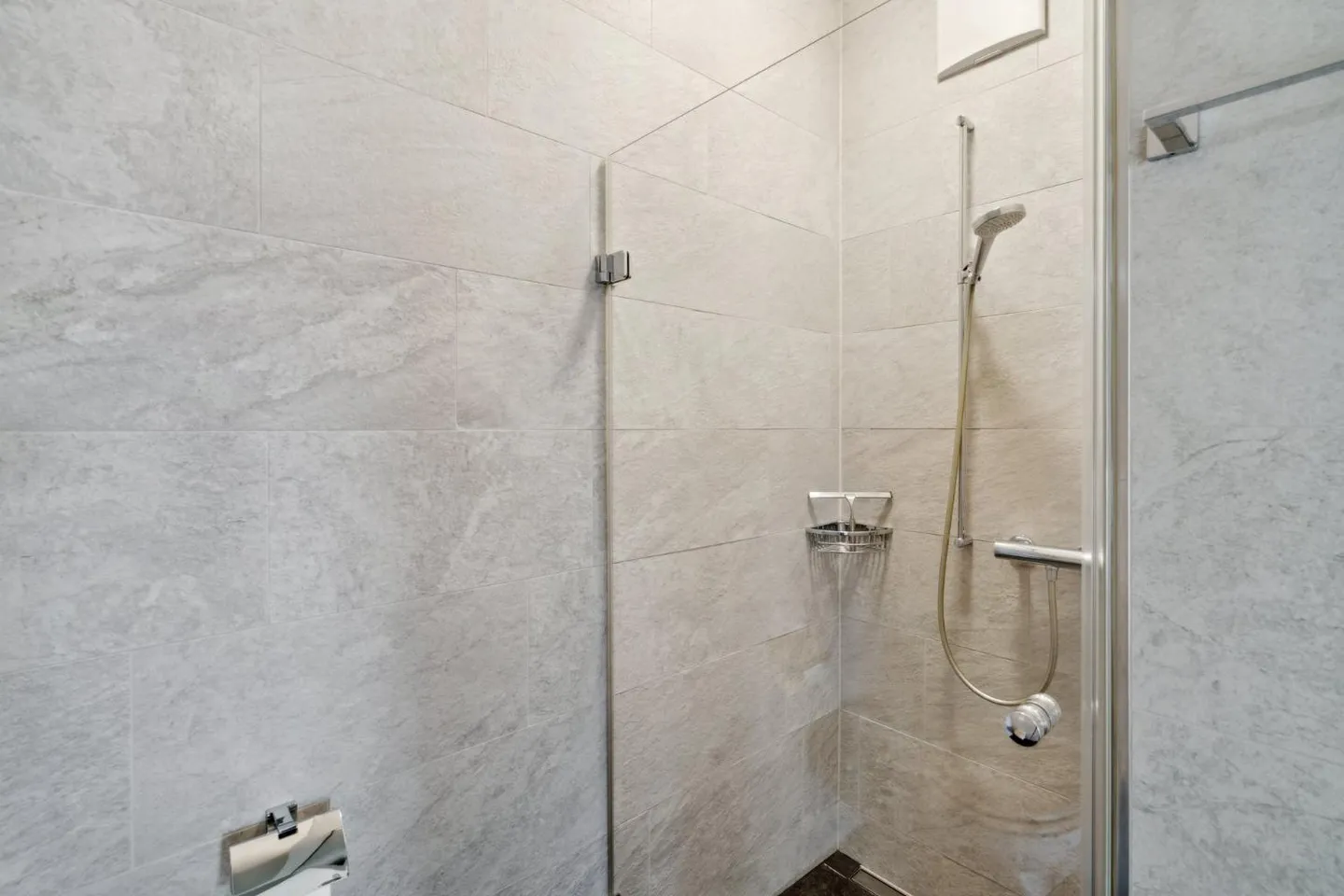Charming apartment with balcony is looking for you! - Photo 4 of 7