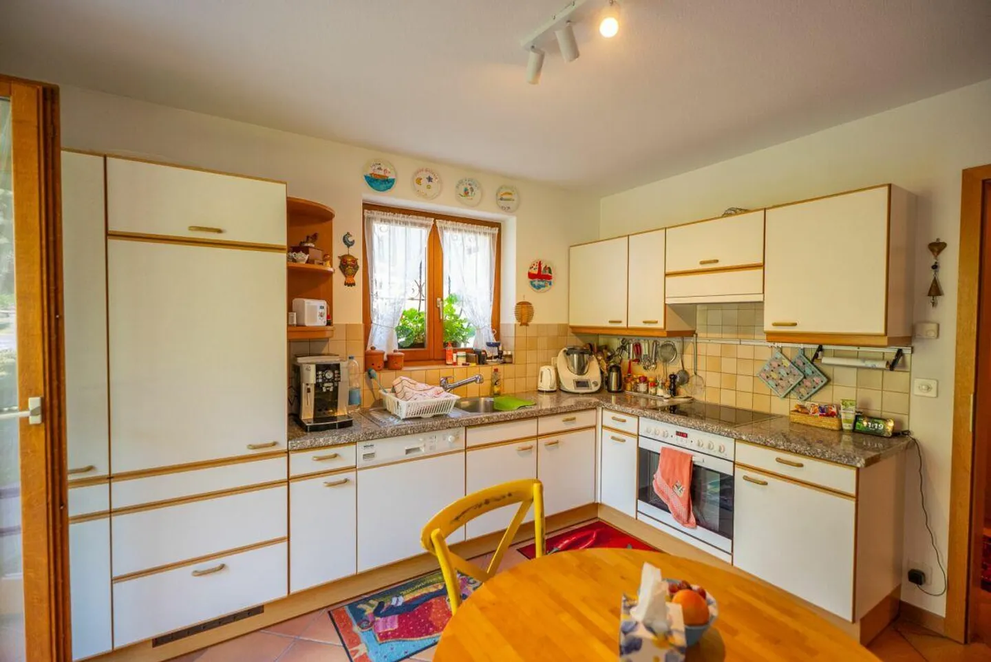 Wir verkaufen eine Villa in Cevio, die in der Ruhe liegt - Foto 9 von 20