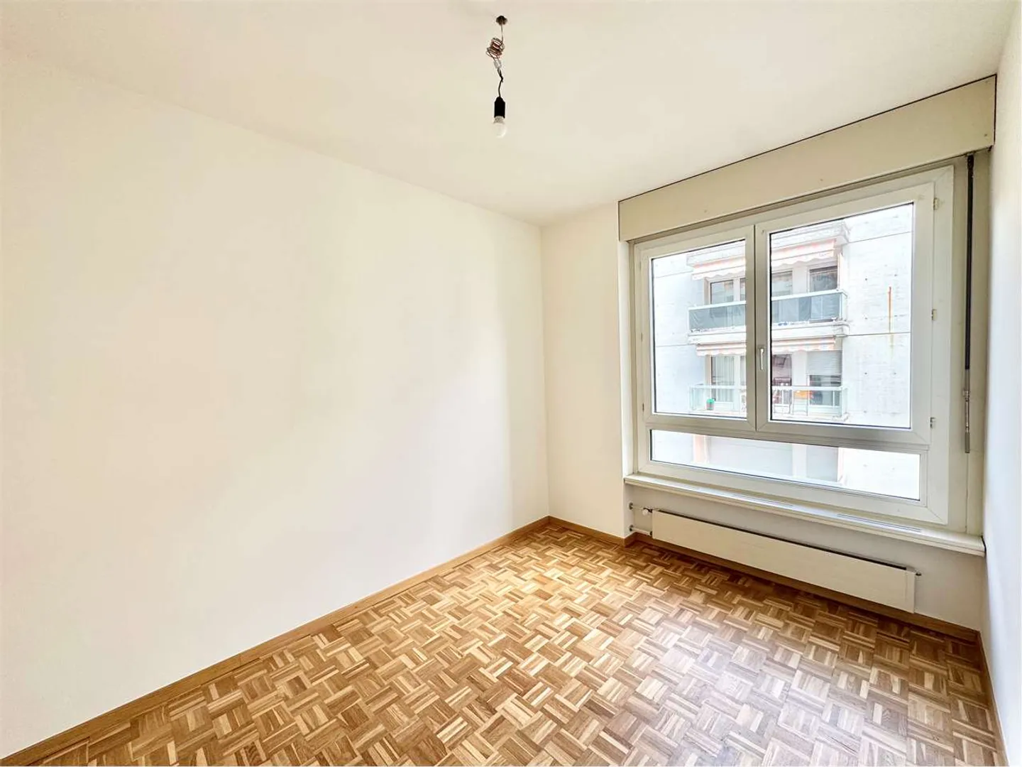 Spacious and bright 4.5-room apartment in Viganello in the plain - Photo 6 of 8