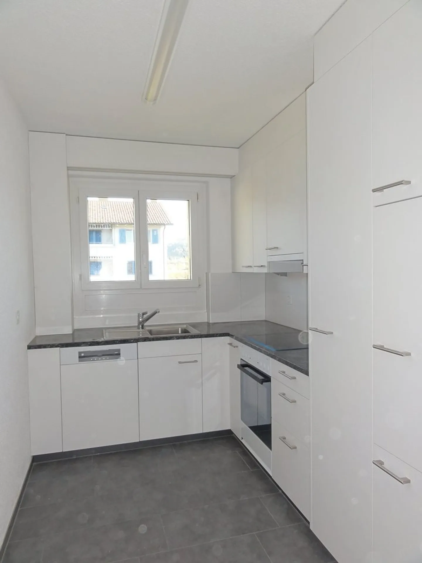 Wohnung mieten - Foto 2 von 8