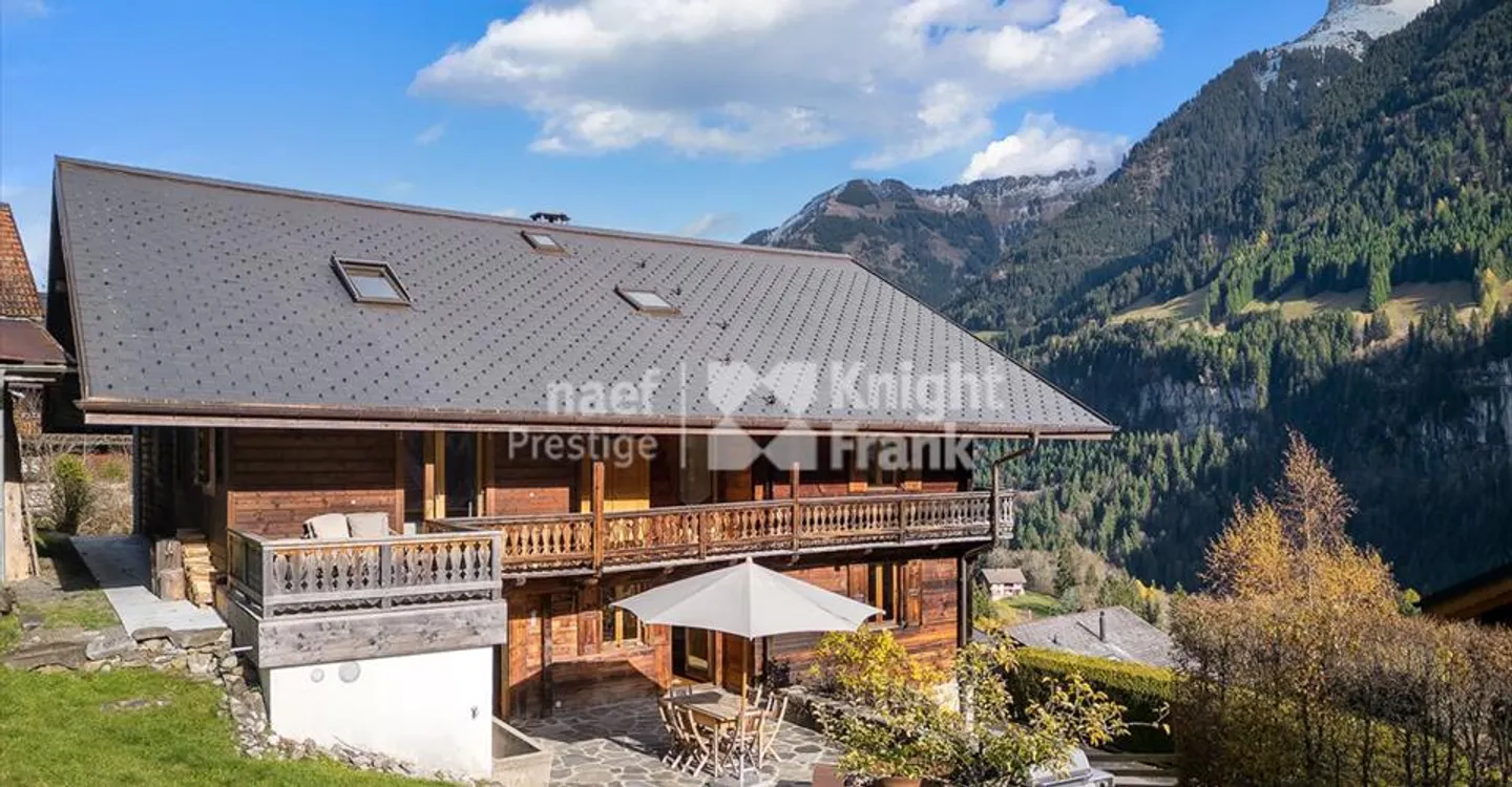 Exceptional 12.5-room chalet for sale in Champéry. - Photo 1 of 13