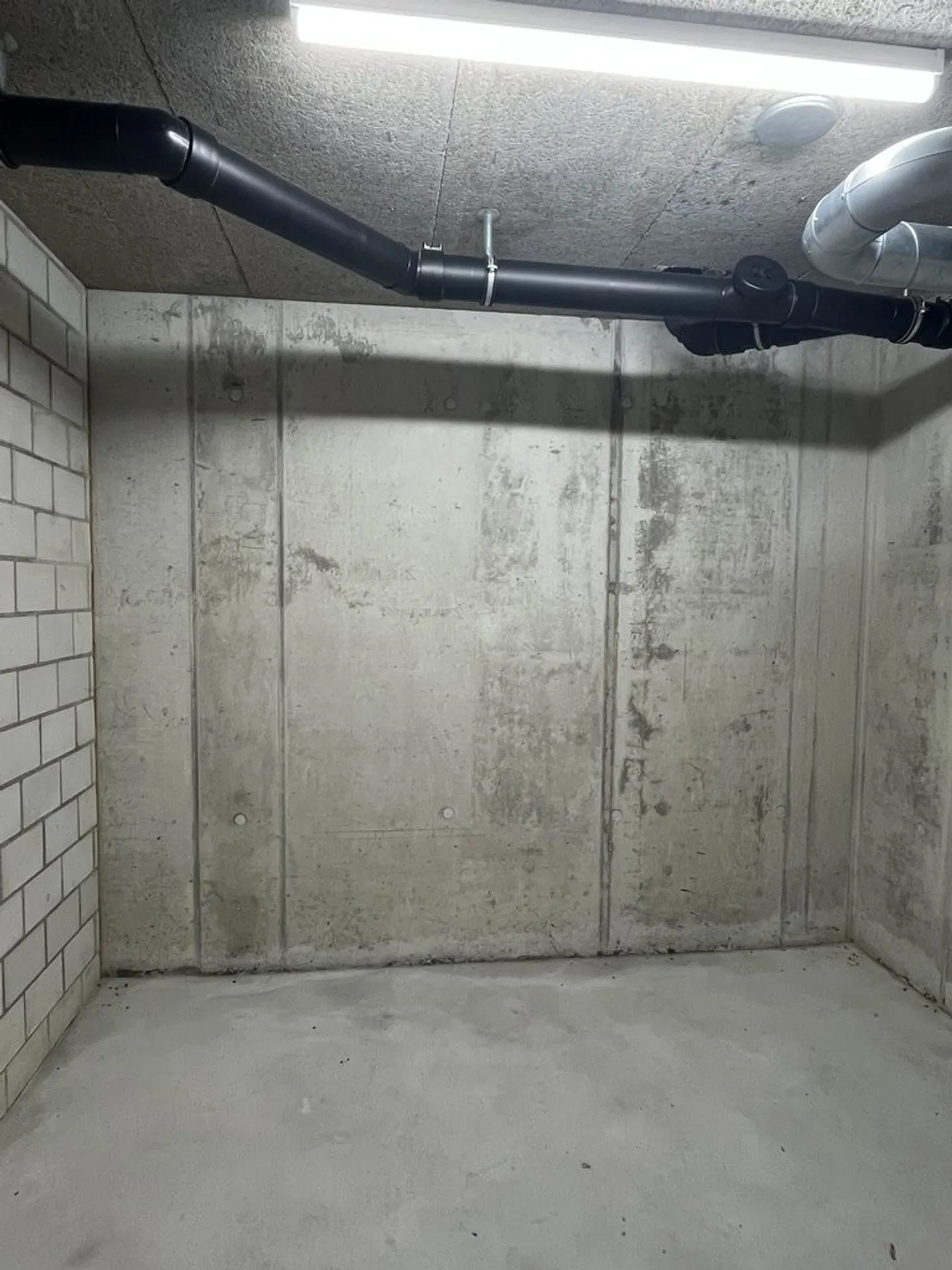 Depot - Foto 2 von 2