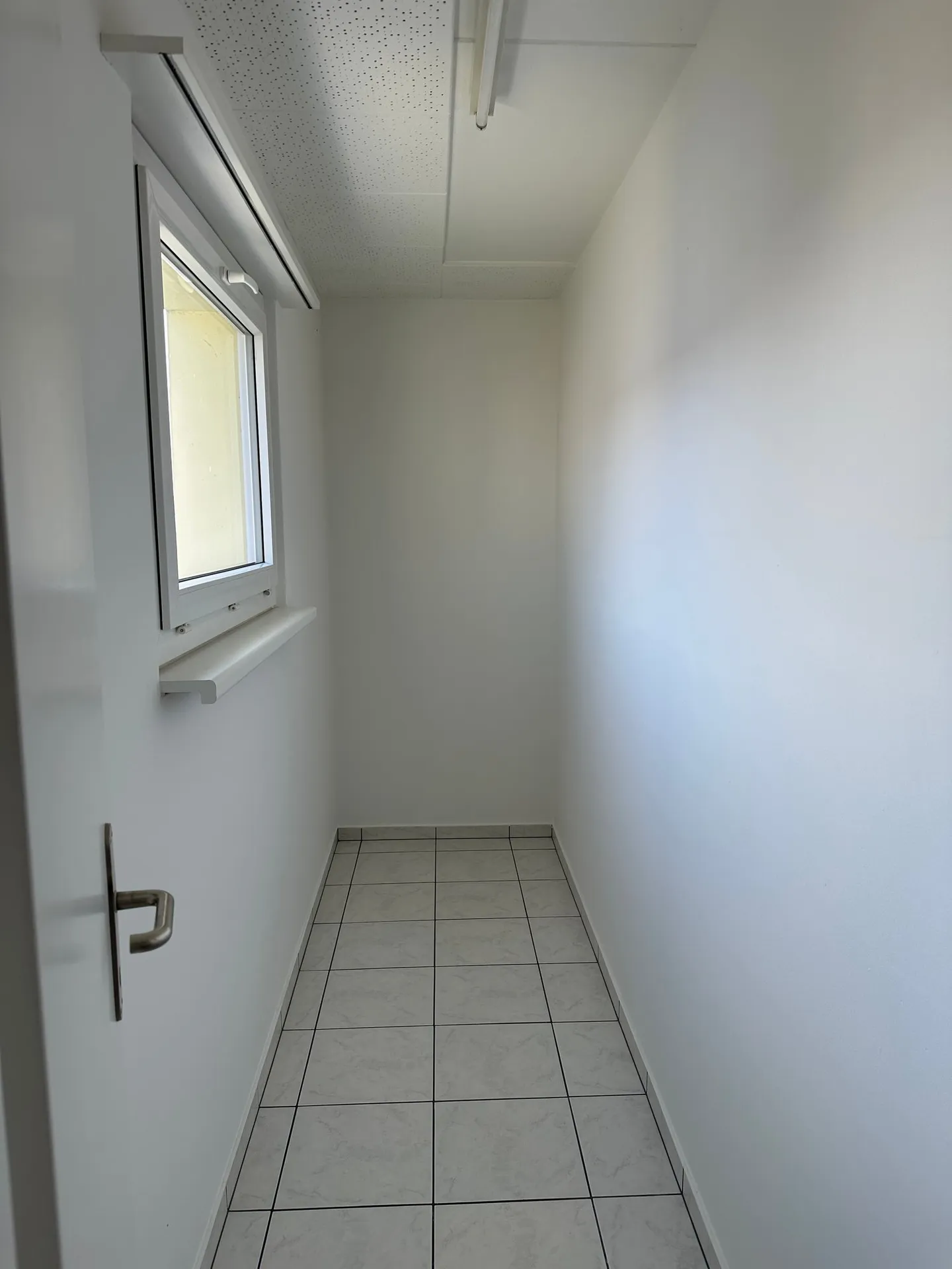 Above the rooftops of Wohlen - Photo 10 of 11