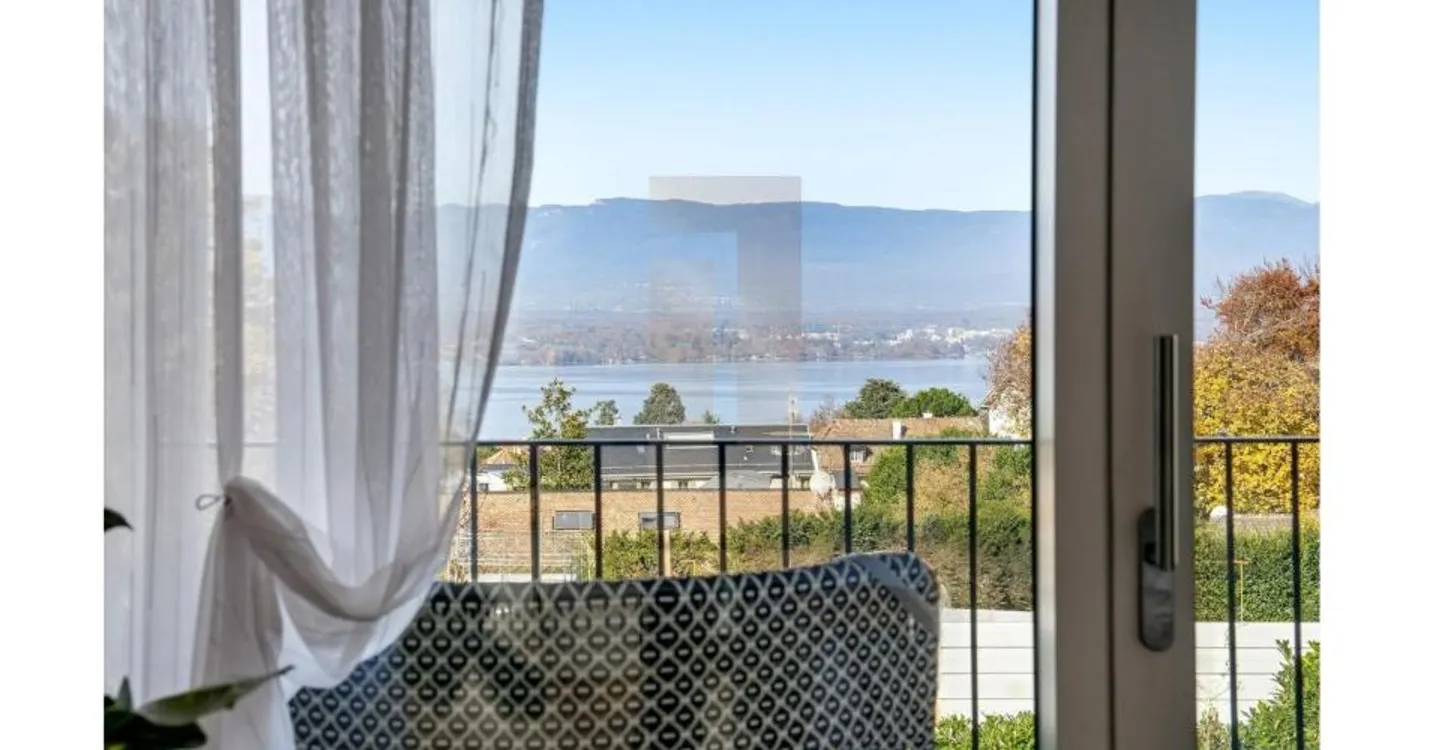 Exklusiv: Zeitgenössisches schlüsselfertiges Haus mit Seeblick - Foto 10 von 13