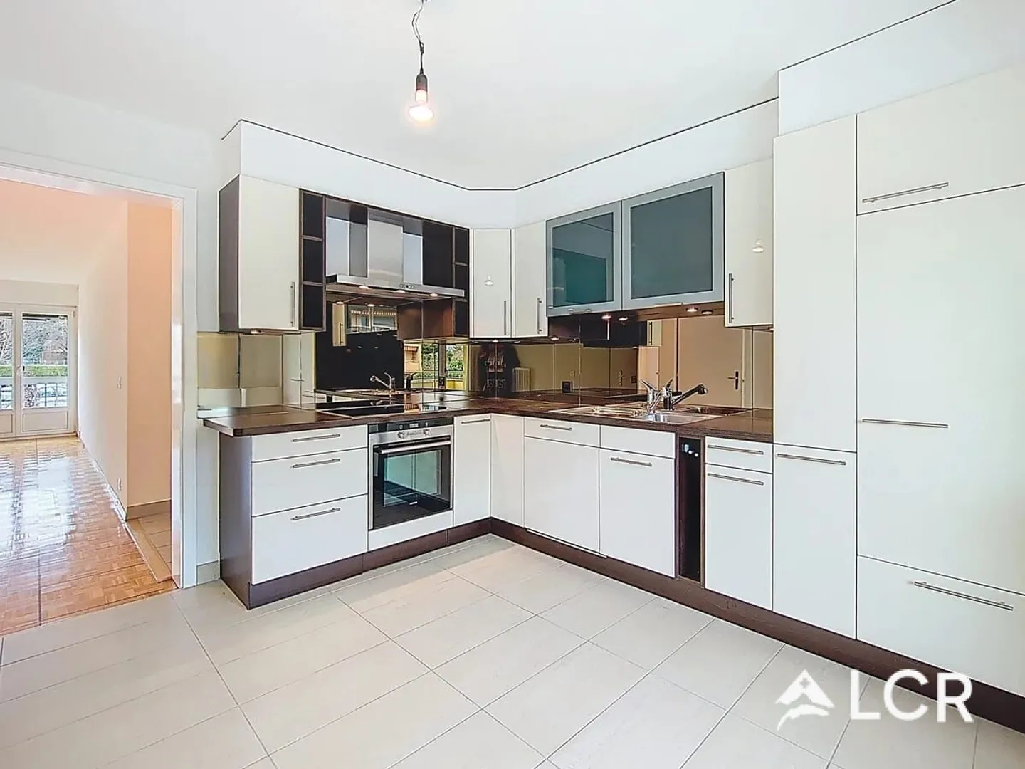 Bel appartement lumineux - Photo 2 sur 12