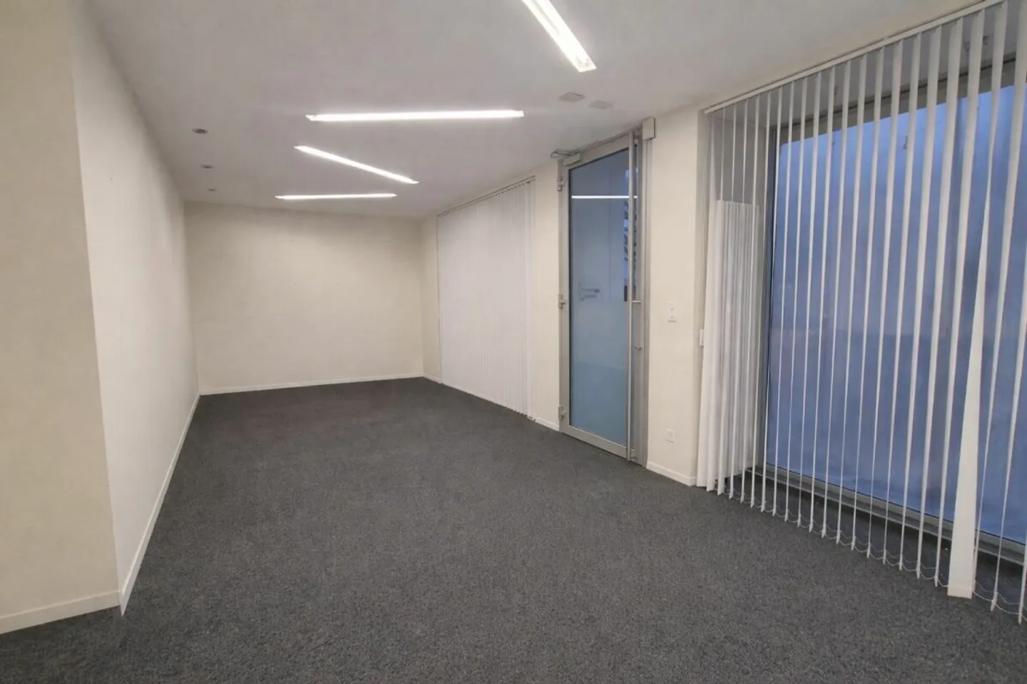 Espace Commercial Privilégié - Photo 2 sur 6