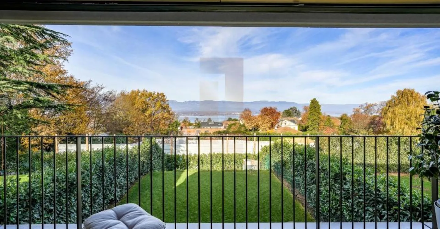 Exklusiv: Zeitgenössisches schlüsselfertiges Haus mit Seeblick - Foto 13 von 13