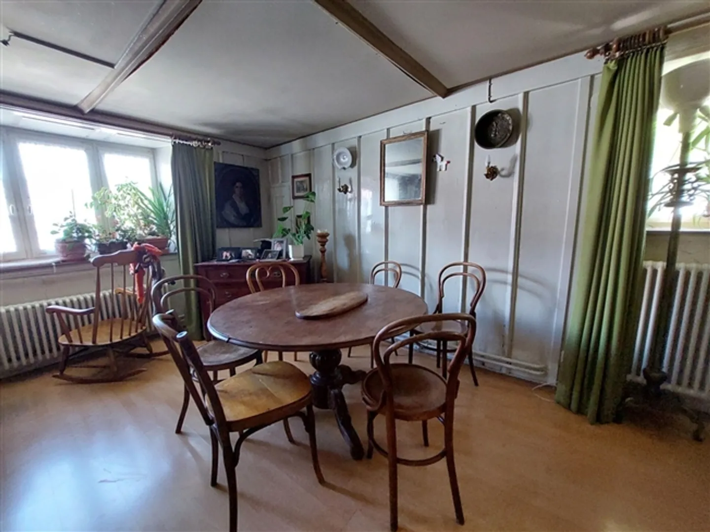 Ferme spacieuse avec jardin au centre du village - Photo 7 sur 13