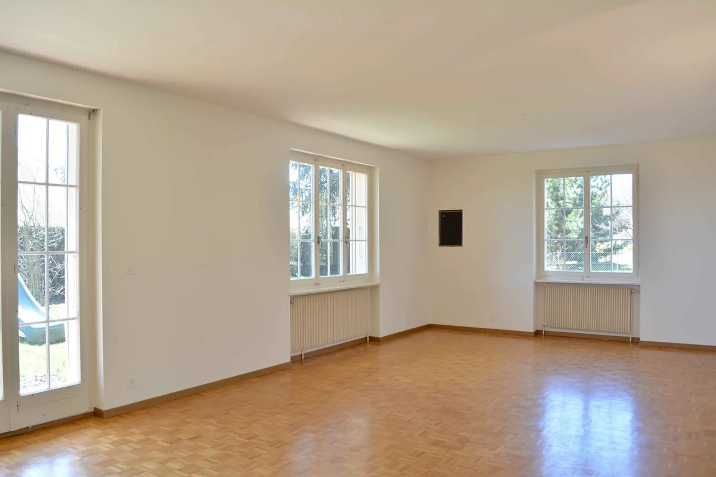 Spacious 6.5-room villa close to all amenities - Photo 7 of 19
