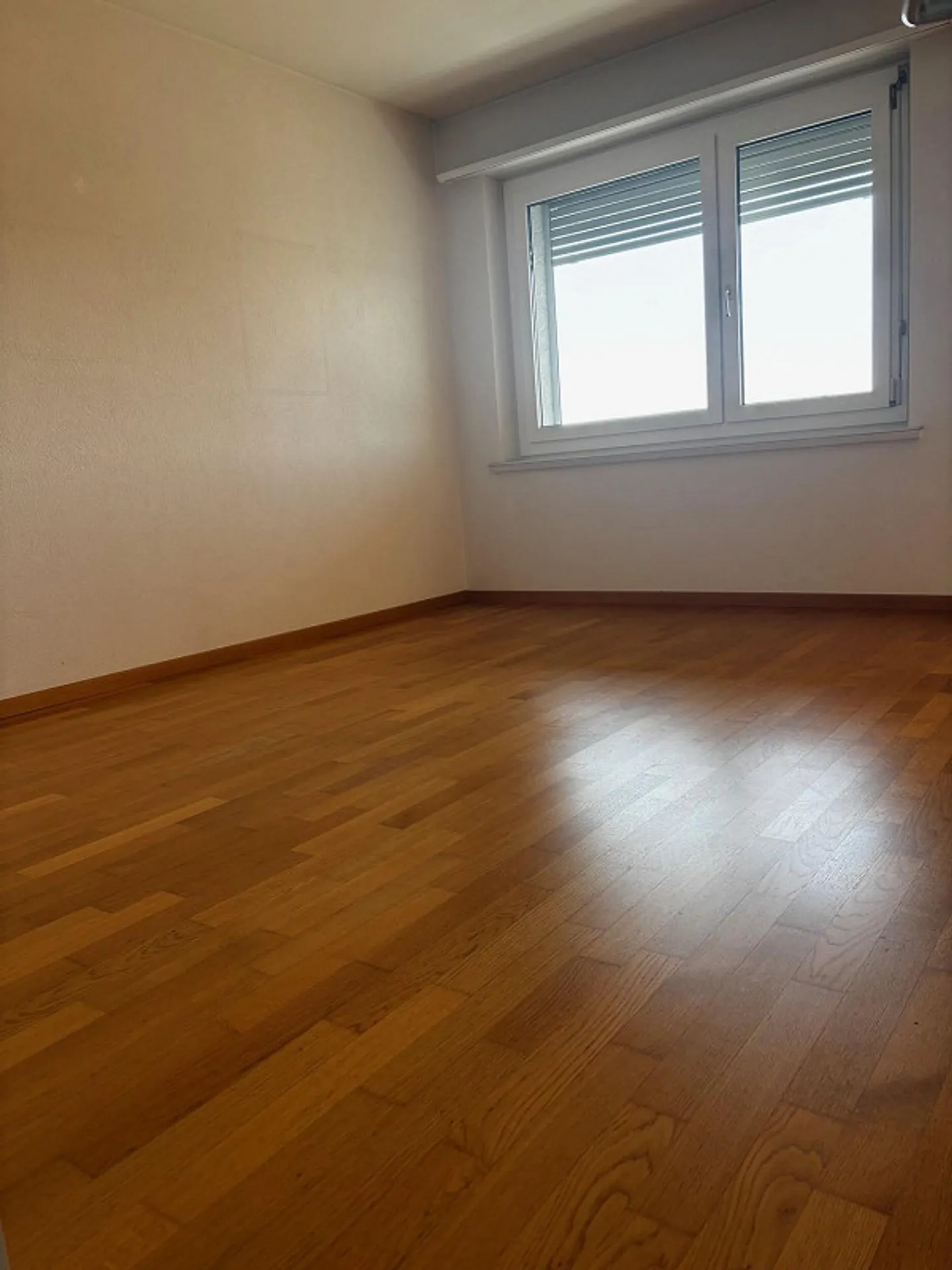 Appartamento attico 3,5 locali con vista panoramica a Bienne - Foto 8 di 13