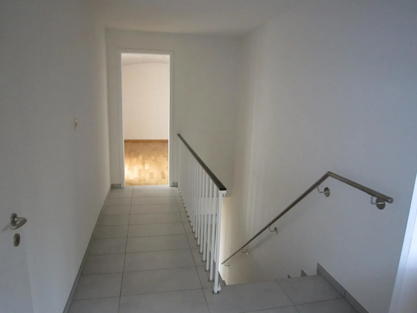 Appartamento attico 3,5 locali con vista panoramica a Bienne - Foto 12 di 13
