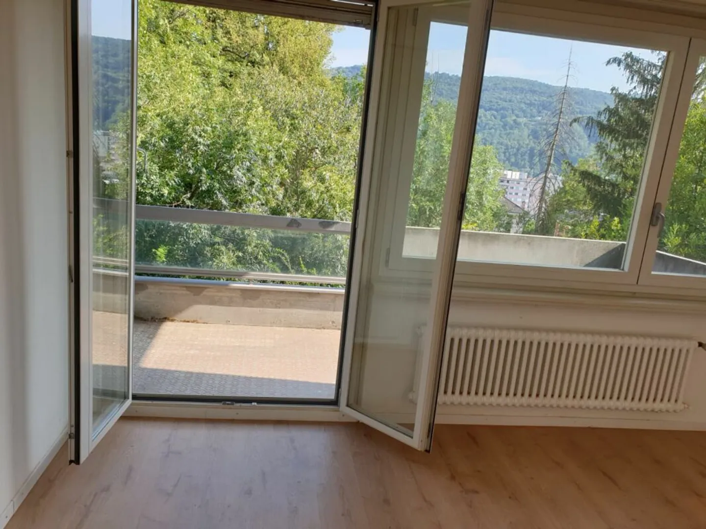 Appartement rénové et lumineux de 4,5 pièces (1021/23) Vacallo - Photo 6 sur 14