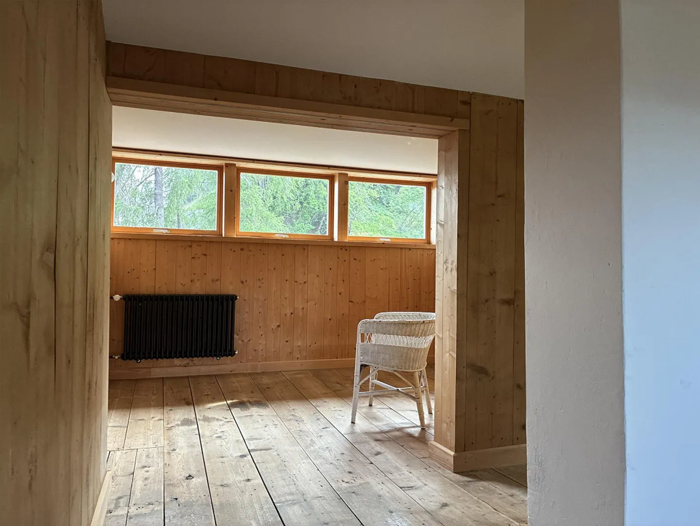 Original Attic Apartment in Art Nouveau Chalet - Photo 13 of 17