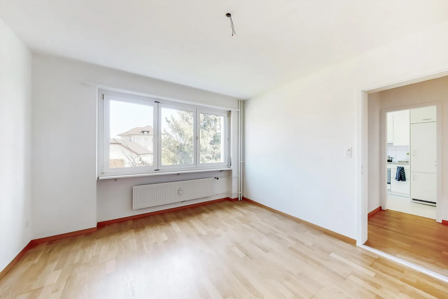 Modernisierte Wohnung in begrünter Umgebung sucht Nachmieter per sofort! - Foto 6 von 8
