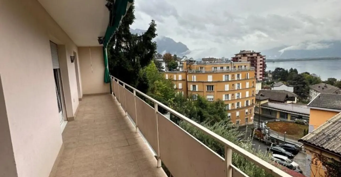 Appartement au Rez-de-Chaussée avec Vue sur le Lac - Photo 12 sur 12