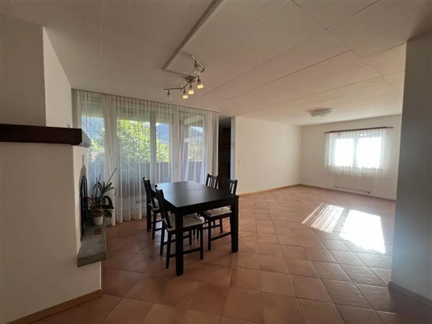 Sessa: 4.5 Room Apartment - Photo 4 of 13