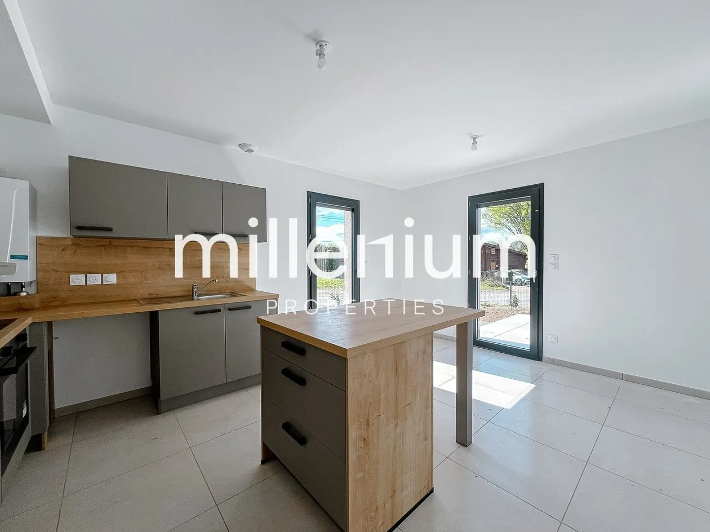 Villa neuve mitoyenne avec jardin (FRANCE) - Photo 7 sur 13