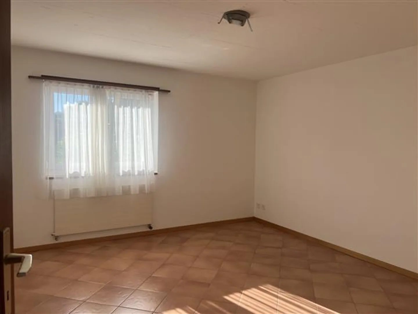 Sessa: 4.5 Room Apartment - Photo 11 of 13