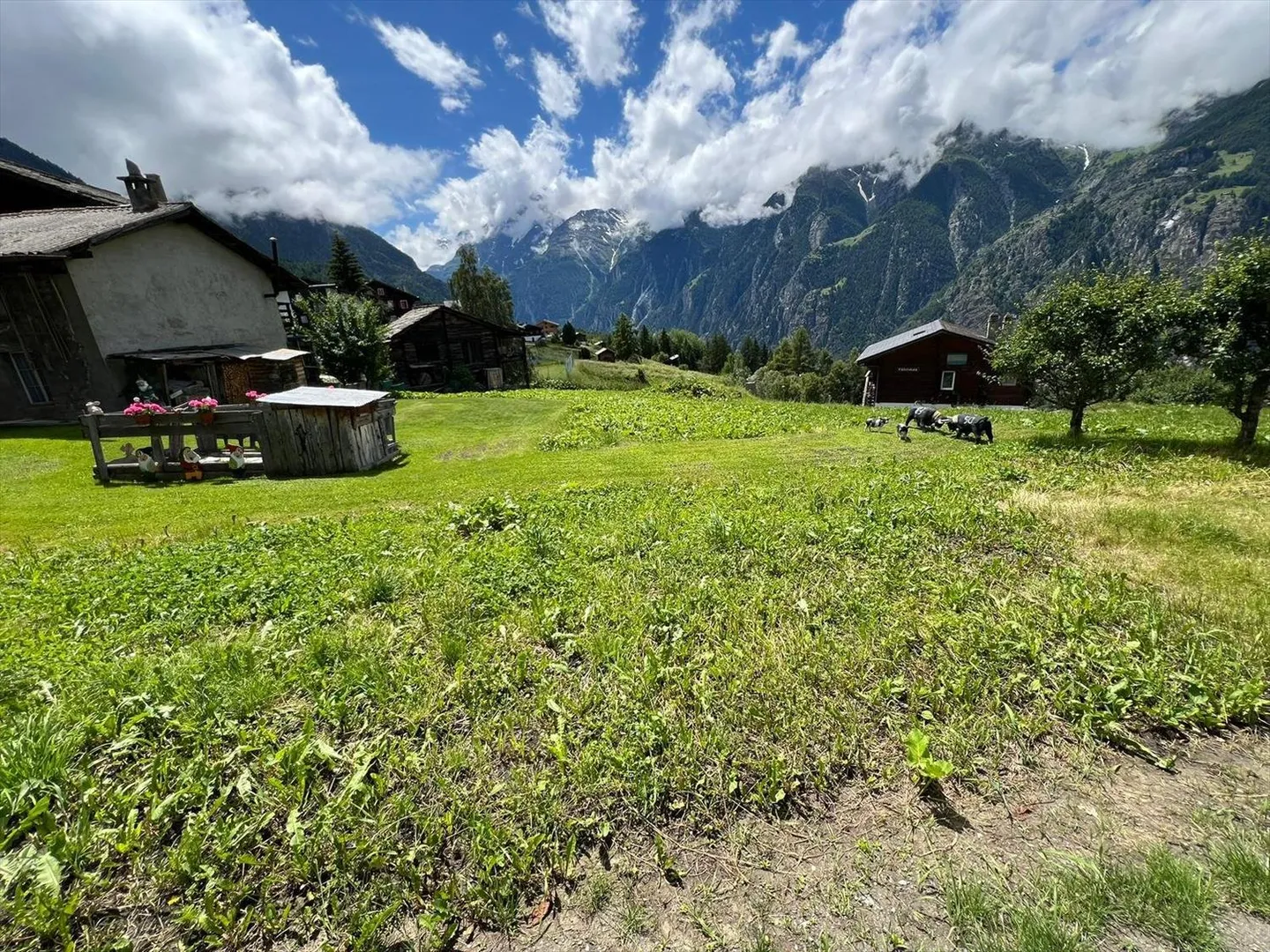 Terreno edificabile nel centro della località turistica - Foto 1 di 3