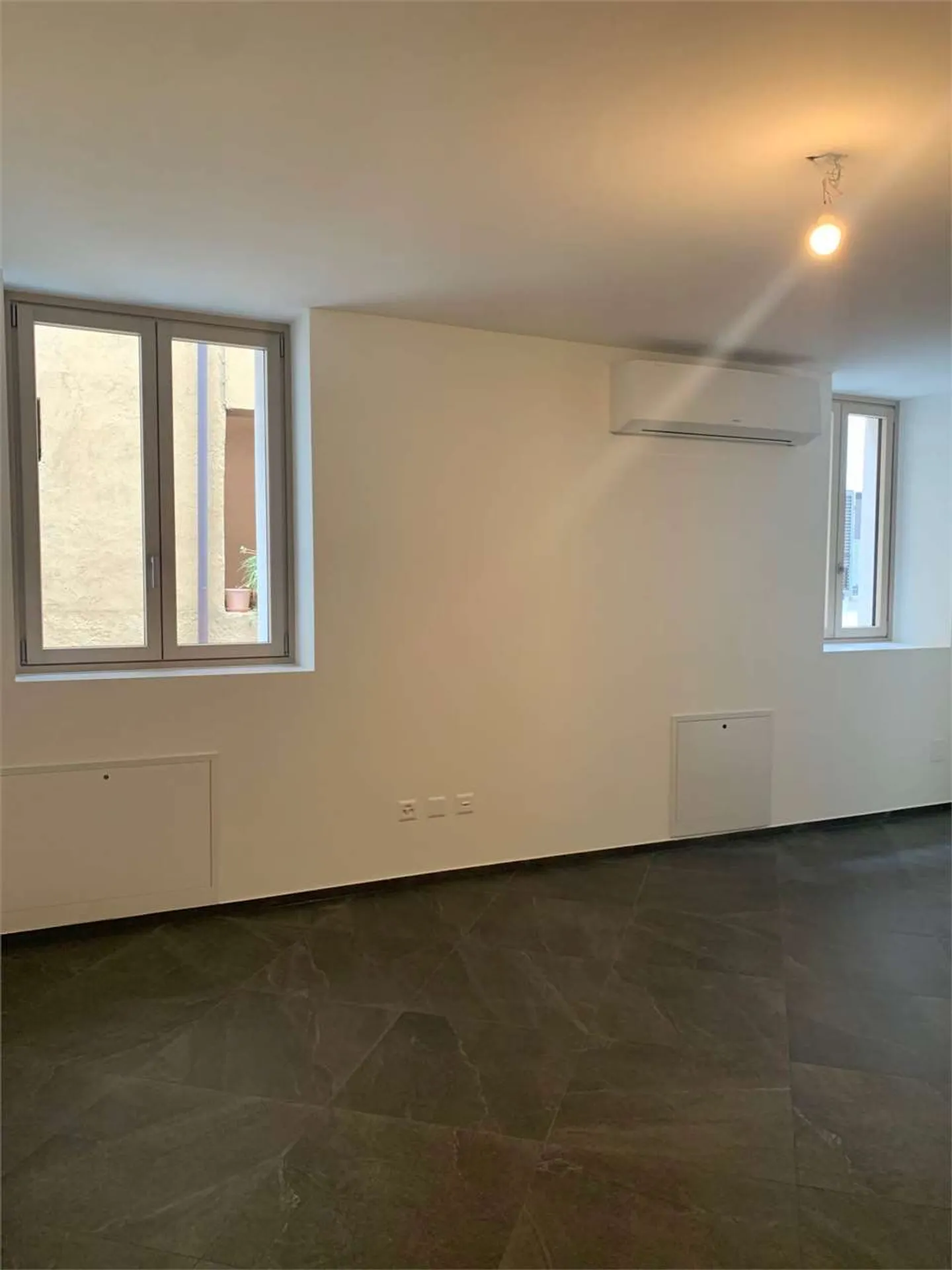 Modernes Duplex nur Schritte vom See - Foto 2 von 5