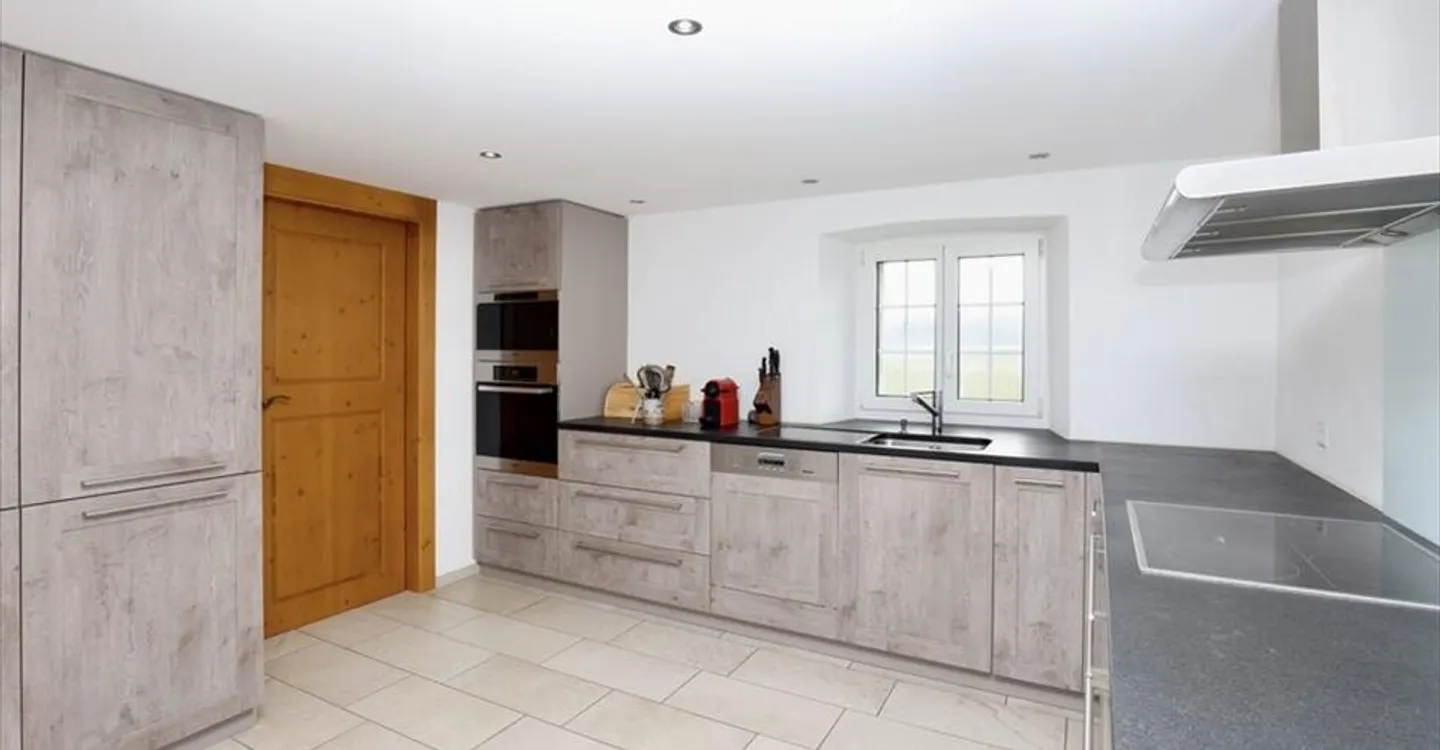 Charming Renovated Farmhouse - Photo 6 of 13