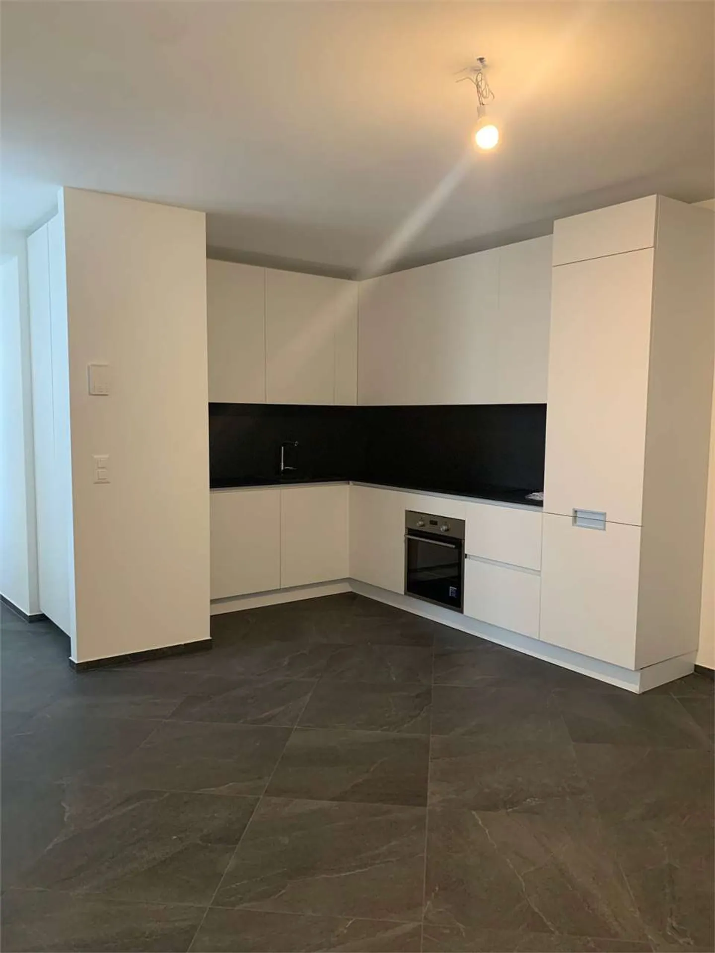 Modernes Duplex nur Schritte vom See - Foto 3 von 5