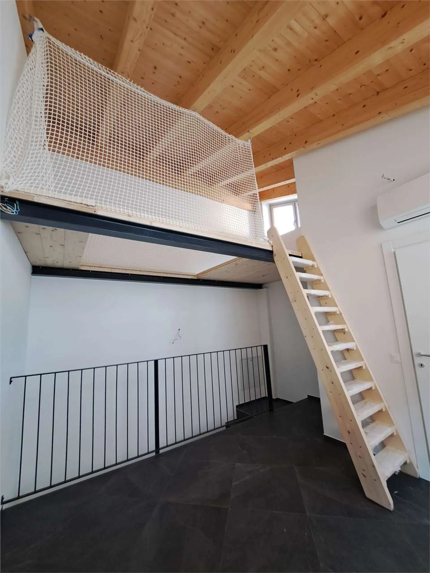 Modernes Duplex nur Schritte vom See - Foto 4 von 5