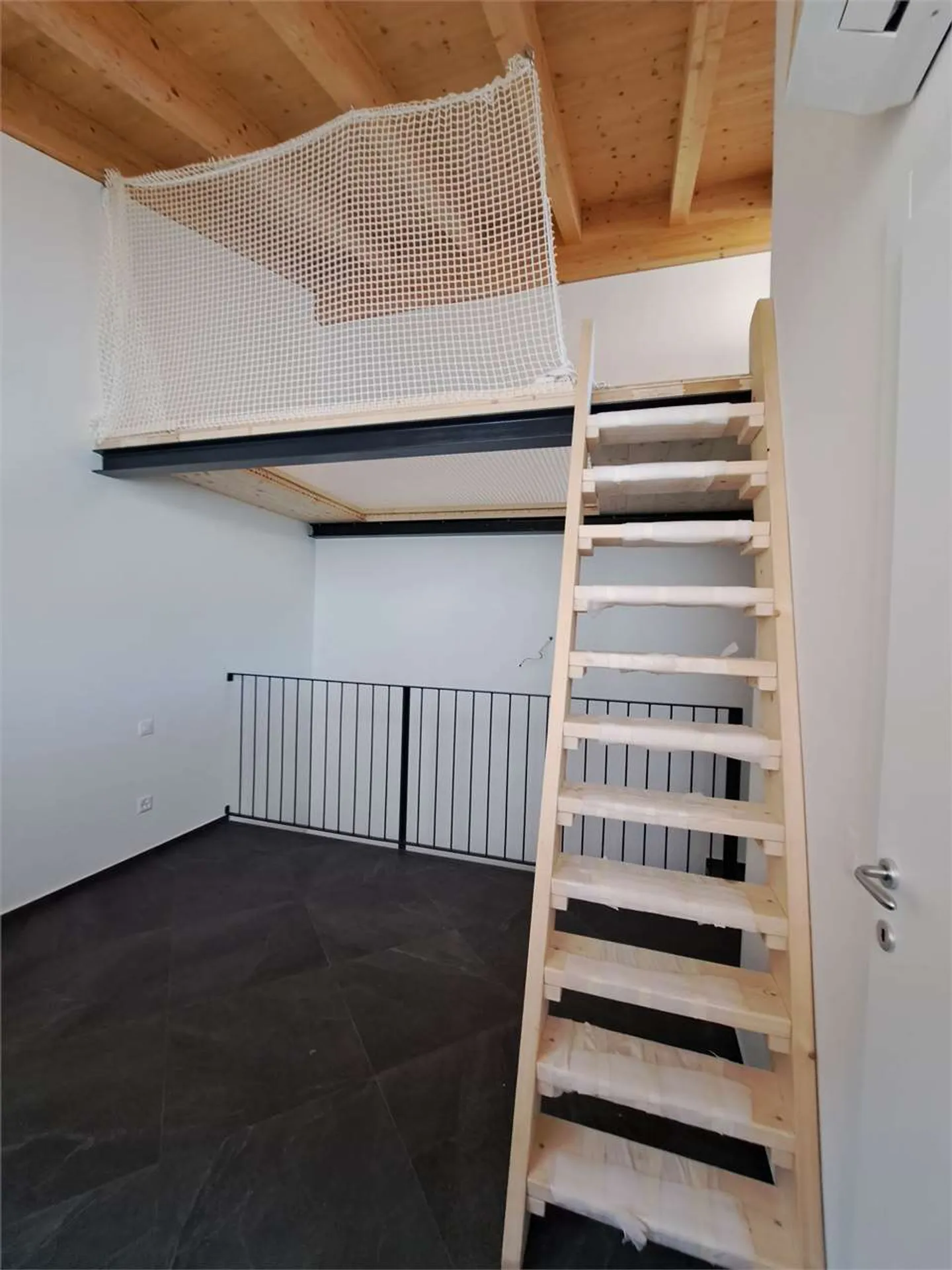 Modernes Duplex nur Schritte vom See - Foto 5 von 5