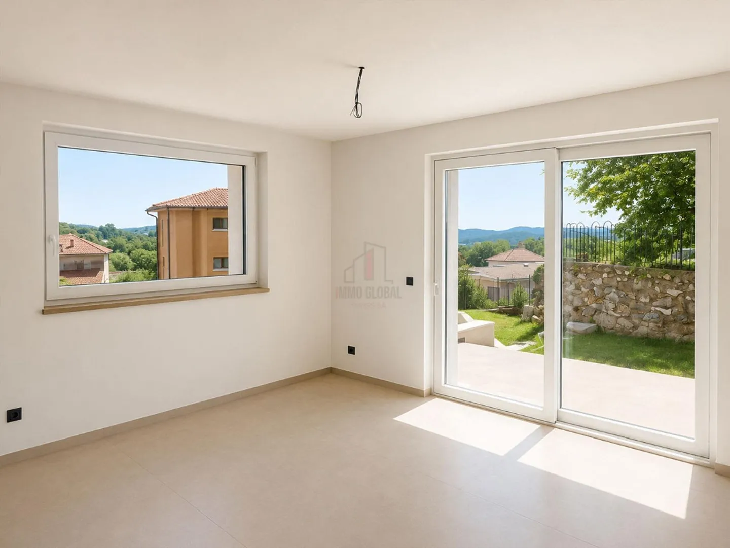 Exclusive 4.5 Room Apartment with Balcony in Renovated Residence - Photo 5 of 12