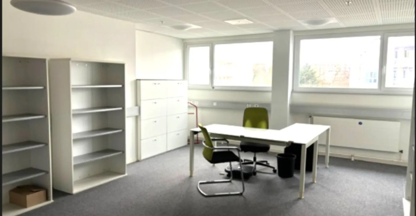 Spazio ufficio in affitto - Foto 4 di 6