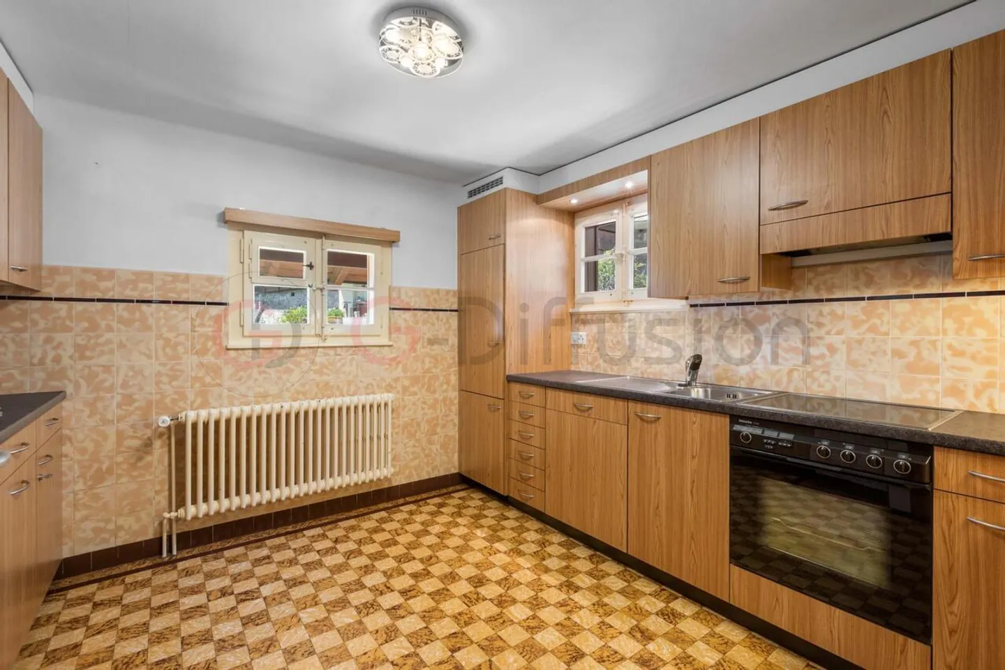 Großzügiges Anwesen mit Panoramablick - Foto 6 von 9