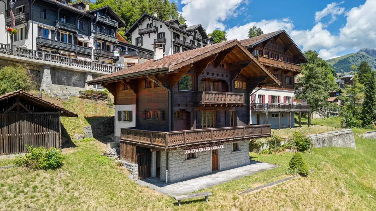 Großzügiges Anwesen mit Panoramablick - Foto 9 von 9