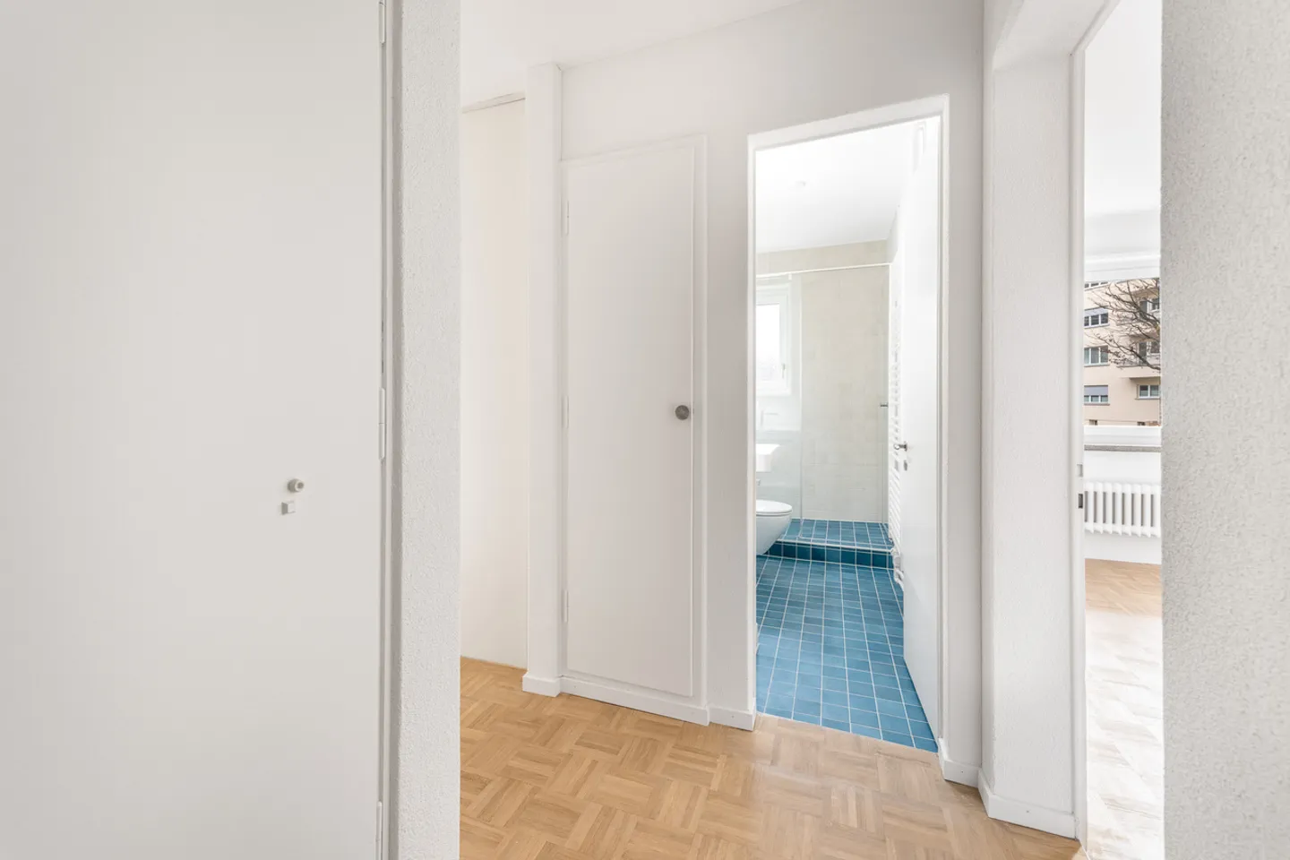 In the Heart of Zurich-Wiedikon - Living at the Pulse of the City - Photo 3 of 12