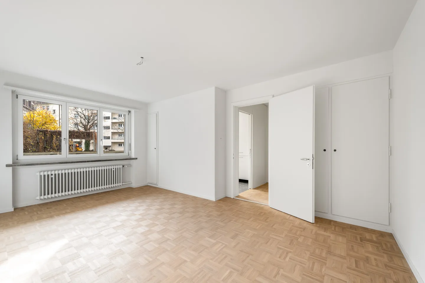 In the Heart of Zurich-Wiedikon - Living at the Pulse of the City - Photo 10 of 12