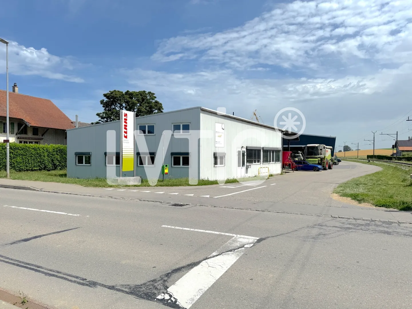 Piccolo edificio indipendente, laboratorio di 286 m2 in affitto a Domdidier - Foto 2 di 12