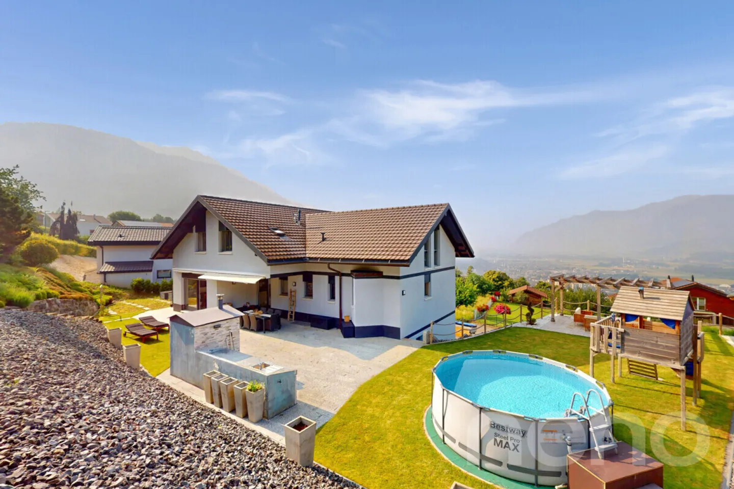 Zeitgenössische Villa mit Panoramablick - Foto 2 von 12