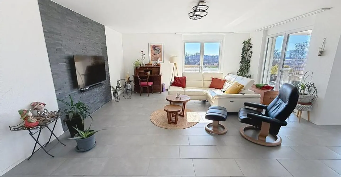 Extraordinary penthouse apartment like new, immediately available or by appointment. - Photo 5 of 12