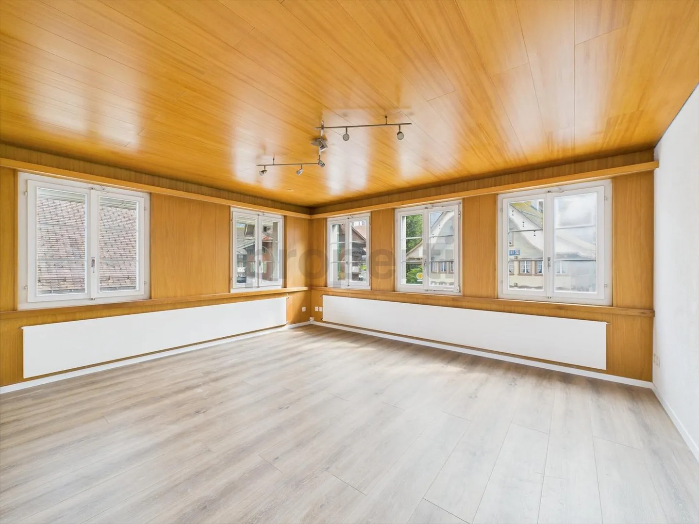 Appartement spacieux de 6,5 pièces avec terrasse à Escholzmatt Marbach - Photo 1 sur 8