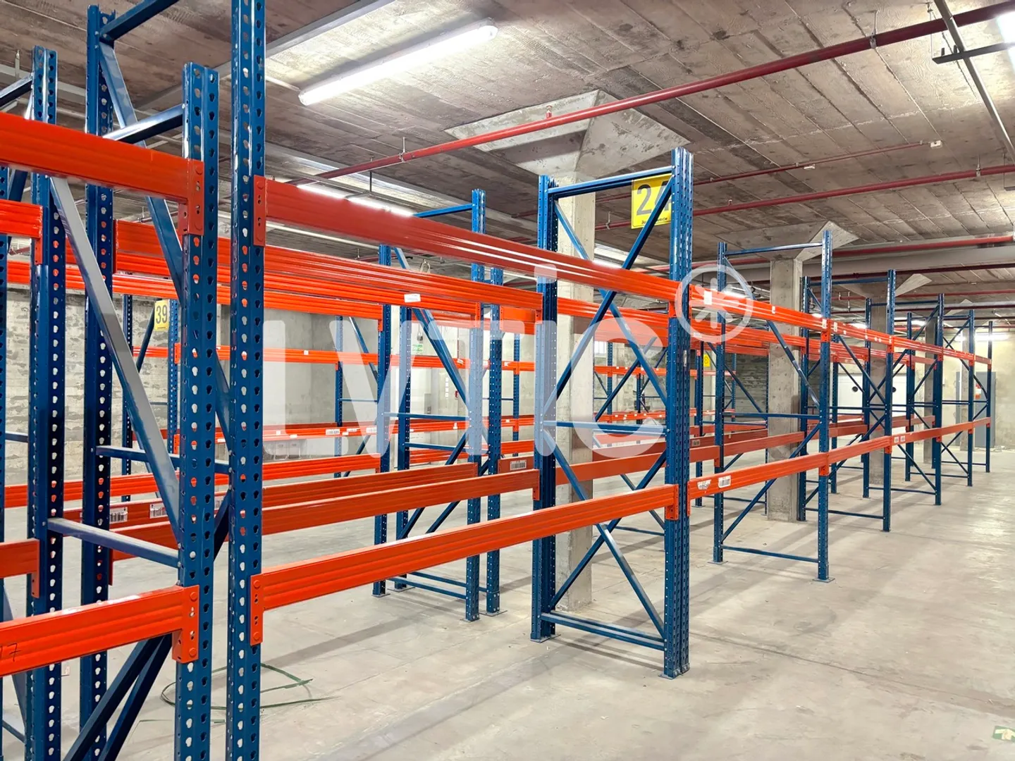 500 m2 and 510 m2 warehouses for rent in Romanel-sur-Lausanne - Photo 5 of 8