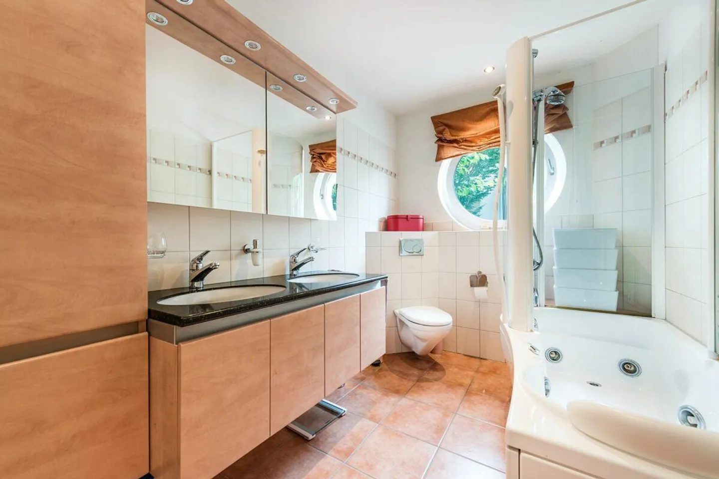 Cerchi un'oasi di benessere situata centralmente? - Foto 11 di 13