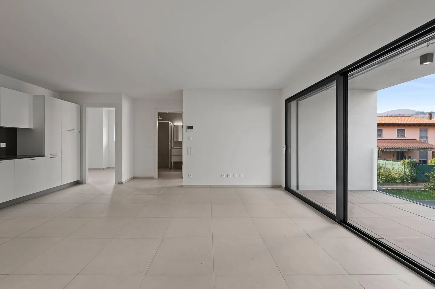 FIRST RENTAL - New three-room apartment with excellent finishes - Photo 6 of 17