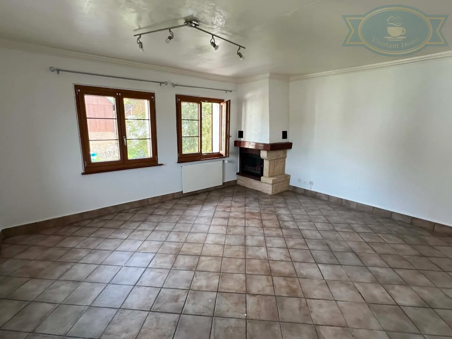 Wunderschöne 4,5-Zimmer-Wohnung in Vendlincourt. - Foto 2 von 8