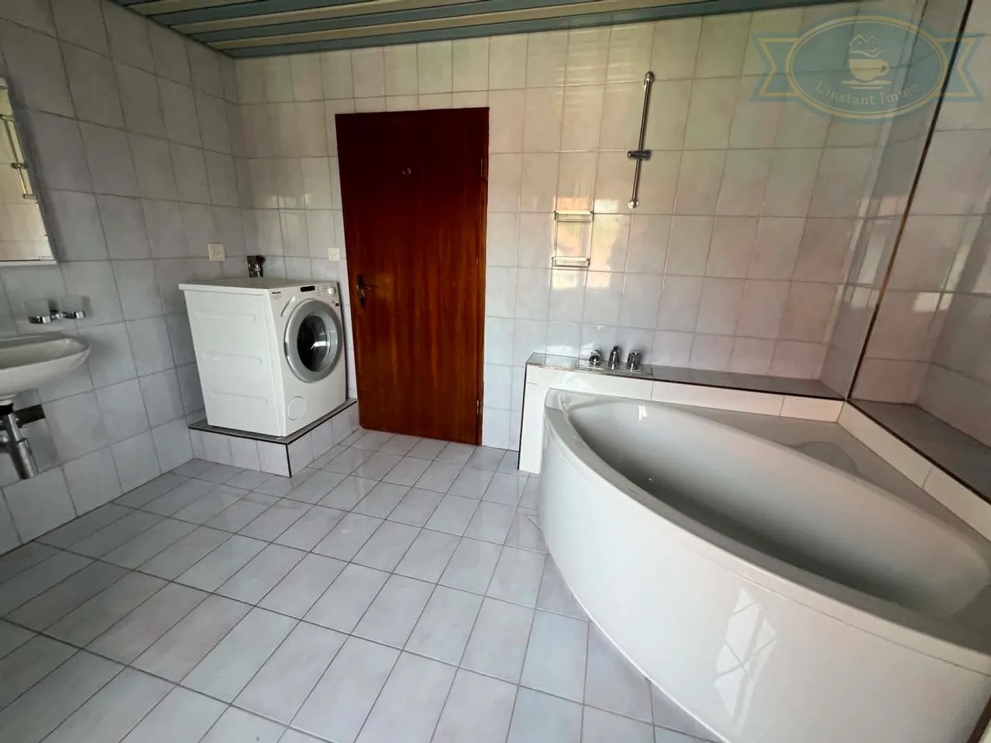 Wunderschöne 4,5-Zimmer-Wohnung in Vendlincourt. - Foto 5 von 8