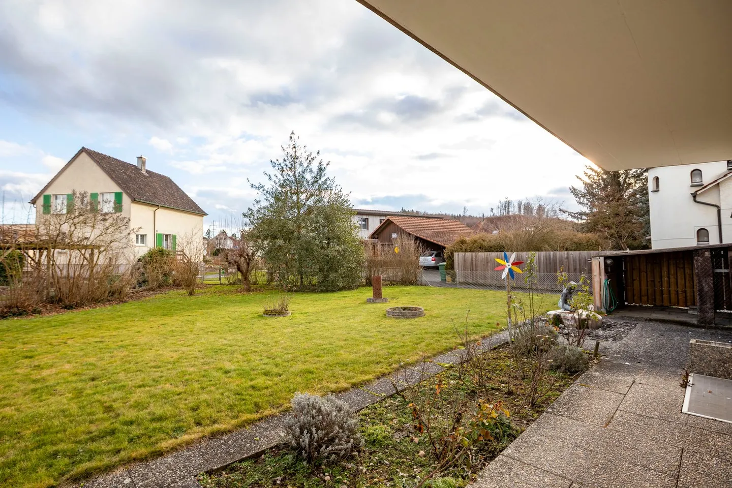 Arriving Home - Photo 7 of 23