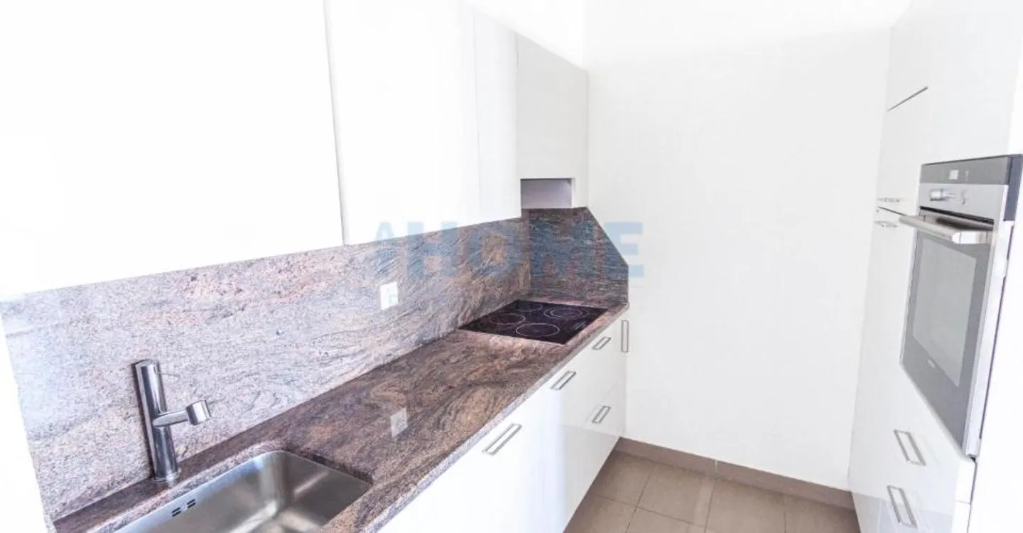 Charmant Appartement 2.5 pièces - Photo 2 sur 8